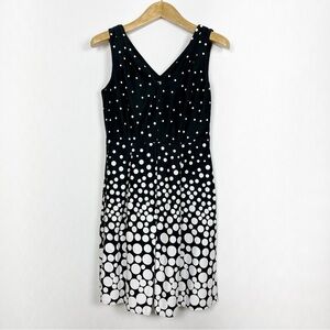 Black and White Polka Dot Fit and Flare Midi Dress V-Neck Sleeveless Size‎ 4